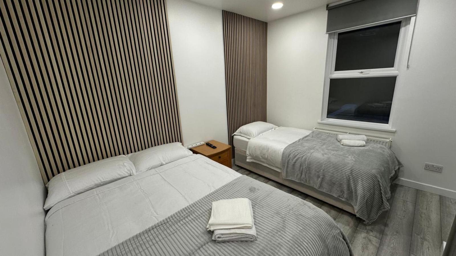 Fully Furbished Entire Flat 3 Appartamento Londra